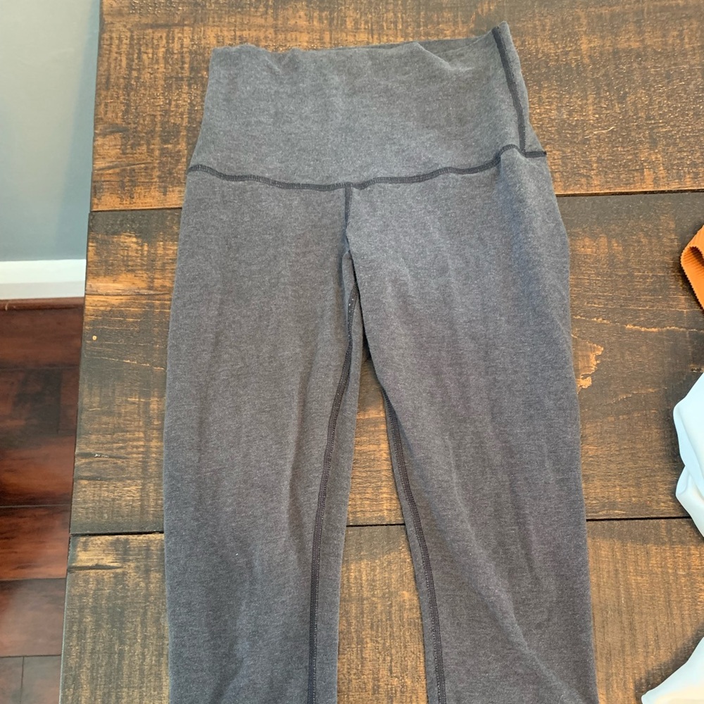 Cropped lulu leggings